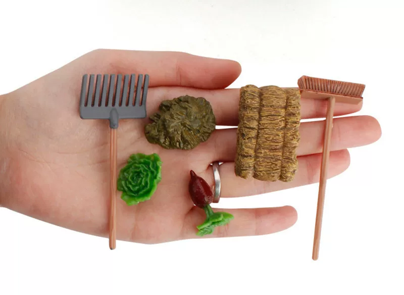 [Dollhouse Mini Mini Kitchen Garden Vegetable Farm Shovel Rak]