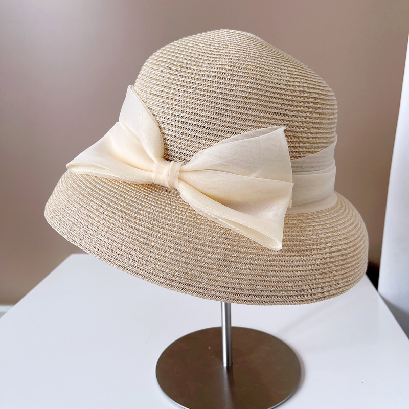 Hepburn-Style Light Gauze Large Bow Lampshade Hat for Women, Summer Faux Straw Hat for Seaside Vacation and Beach