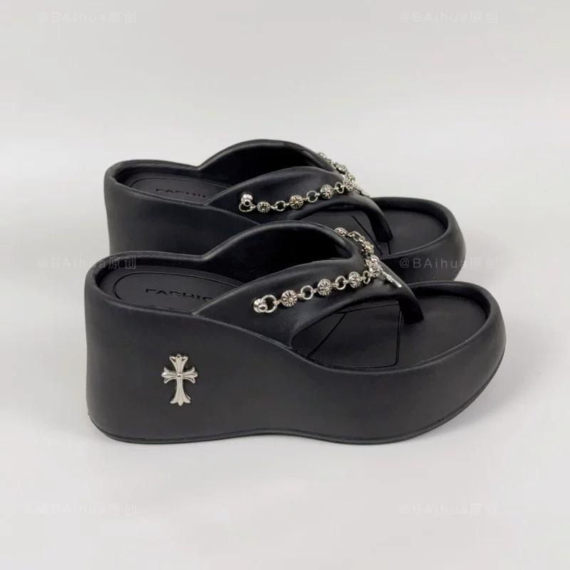 Женские шлепанцы на массивной подошве 2024 года Cross Chain Flip-Flops, стиль панк-ретро субкультура, модные женские тапочки-водки-подошва