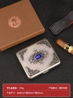 Древние серебряные модели и цветы