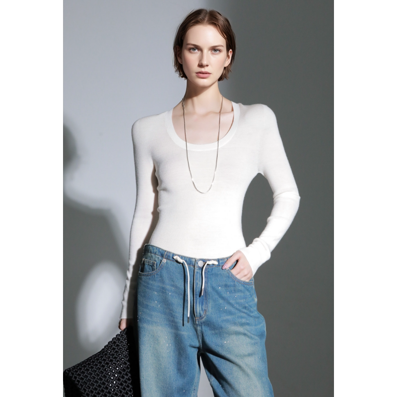 3/ Seamless One-Piece U-Neck Long-Sleeve Merino Wool Knit Sweater for Women, German Yangzi Yarn Knit Sweater Base Layer