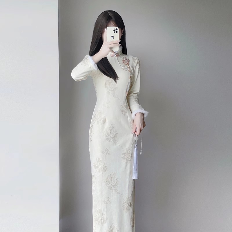 3XL+White warm skirt   + $15.71 