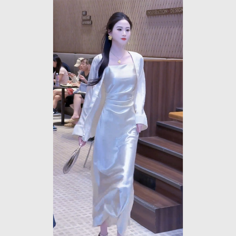 春日燕 唐制 訶子 刺繍入り 仙女服 中華漢服　H32＃ 春日燕 唐制 訶子 刺繍入り 仙女服 中華漢服 H32＃