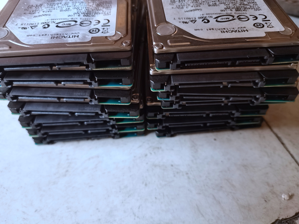 Hitachi HTS545016B9A300 160G serial port industrial computer hard disk 2 5 inch board number 0A90161