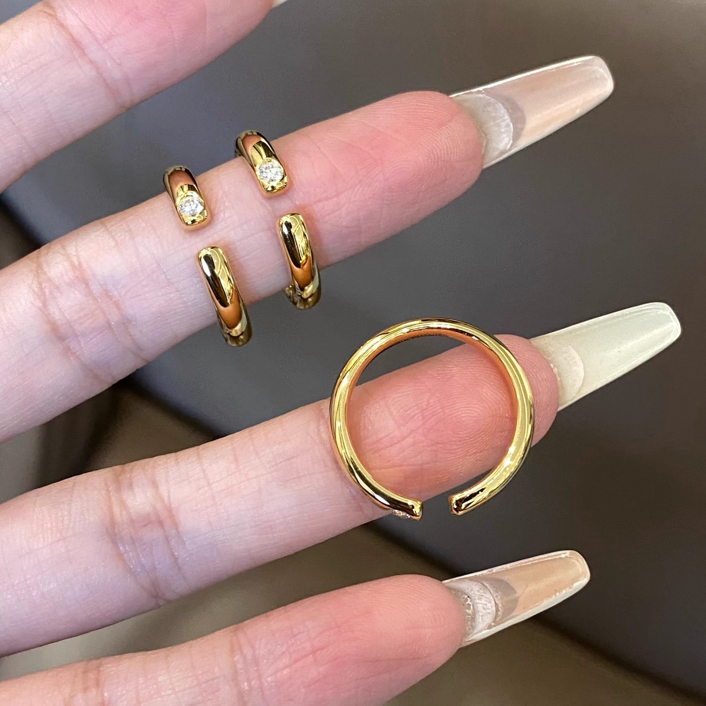足金999萌爪手镯:传承古法工艺的新时尚