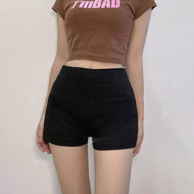 Black slimming suit woolen shorts for women in summer 2025, versatile for petite figures, hip-hugging leggings, and hot pants for outerwear