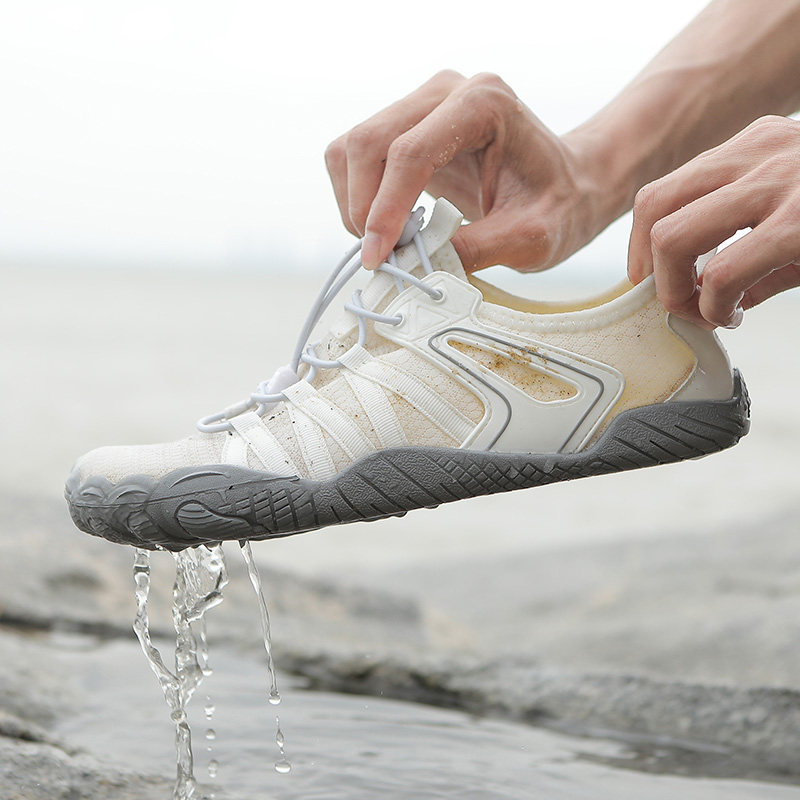 男女兼用の速乾性ウォーターシューズ、ビーチシューズ、水泳、サーフィン、シュノーケリングシューズ、ビーチコーミング、ラフティング、水遊び用の滑り止めアウトドアシューズ。