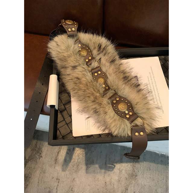 American Y2K Hot Girl Style Plush Patchwork Studded Belt for Women, Niche Retro Punk Style Belt Accessory Waist Cincher Trend