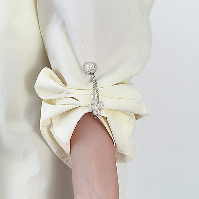 Magnetic Buckle for Shortening Pants Without Sewing, Fixing the Hem of Jeans to Prevent Them from Dragging on the Floor