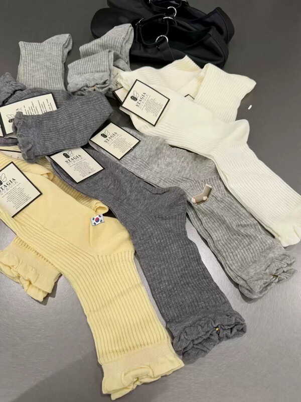 St Order Model 26 Spring/Summer New Solid Color High-Quality Socks, Versatile for Daily Wear, Soft and Breathable Cotton Mid-Calf Socks