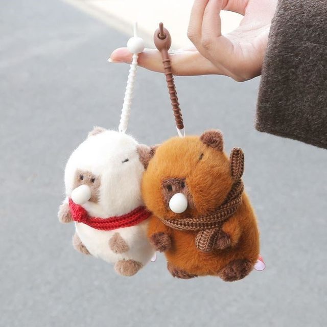 Capybara Plush Toy Blowing Bubbles, Squeaking Capybara Keychain Pendant