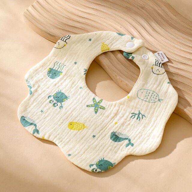 Autumn and Winter Baby Bibs Waterproof Petal-Shaped Pure Cotton Printed Korean Style 0-1-4 Years Old Newborn Baby Saliva Bibs Can Be Rotated