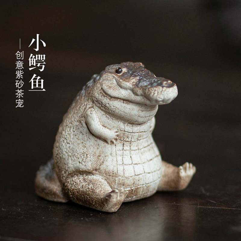 Yixing Purple Clay Tea Pet Small Crocodile Ornament, Premium Quality, Can Be Used as a Tea Plaything, Creative and Cute, Tea Table Decoration, Tea Set Accessory