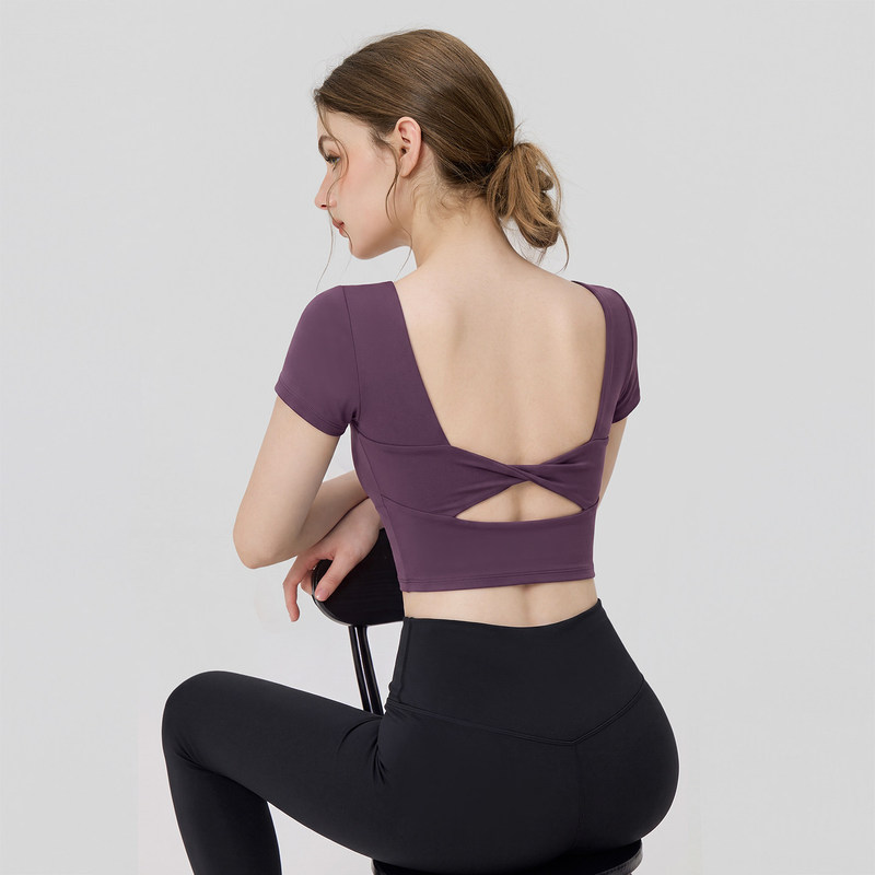 Quick-Dry Yoga Top with Short Sleeves for Women, Breathable and Slim-Fit, Suitable for Running, Fitness Training, and Pilates
