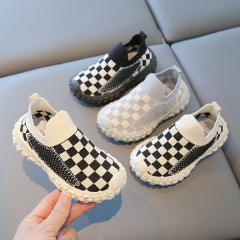 Children's sports shoes 2025 spring and autumn new boys' casual shoes breathable mesh shoes soft sole girls' fly knitted shoes baby shoes