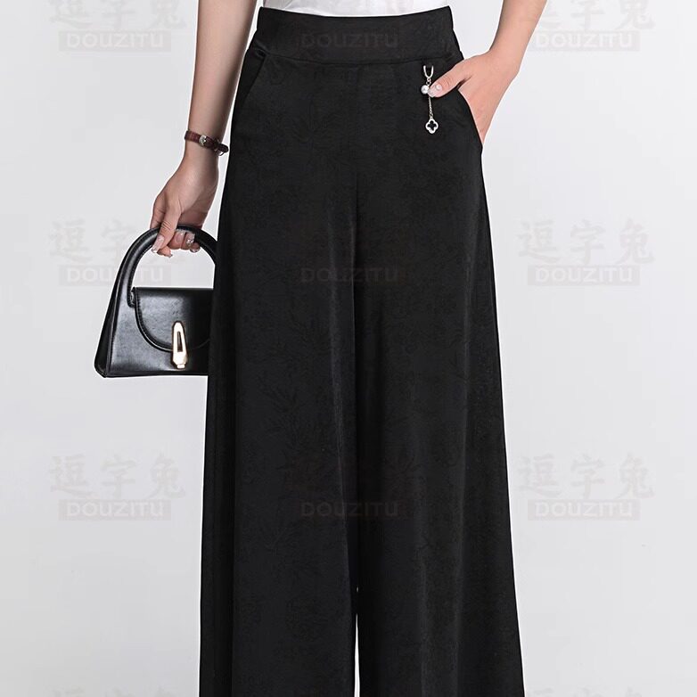 逗字兔品牌精品女装