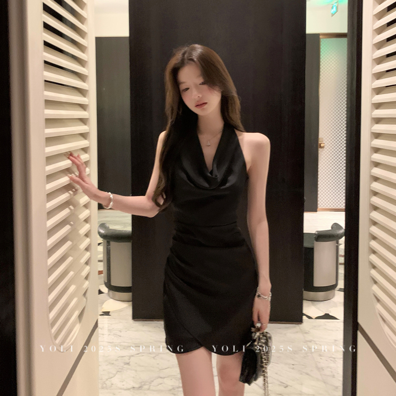 Yoli Zhang Yuli's "Elegant Curve" Asymmetrical Design Black Halter Neck Dress, Feminine Short Skirt