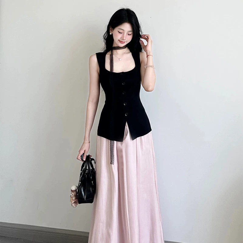 陈大钰 Fitted tank top sleevless, fuchsia T-shirt, washing powder, skirt, set