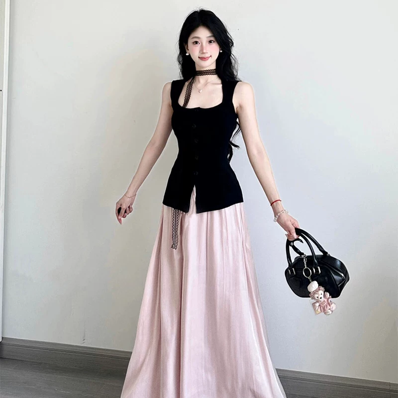 陈大钰 Fitted tank top sleevless, fuchsia T-shirt, washing powder, skirt, set