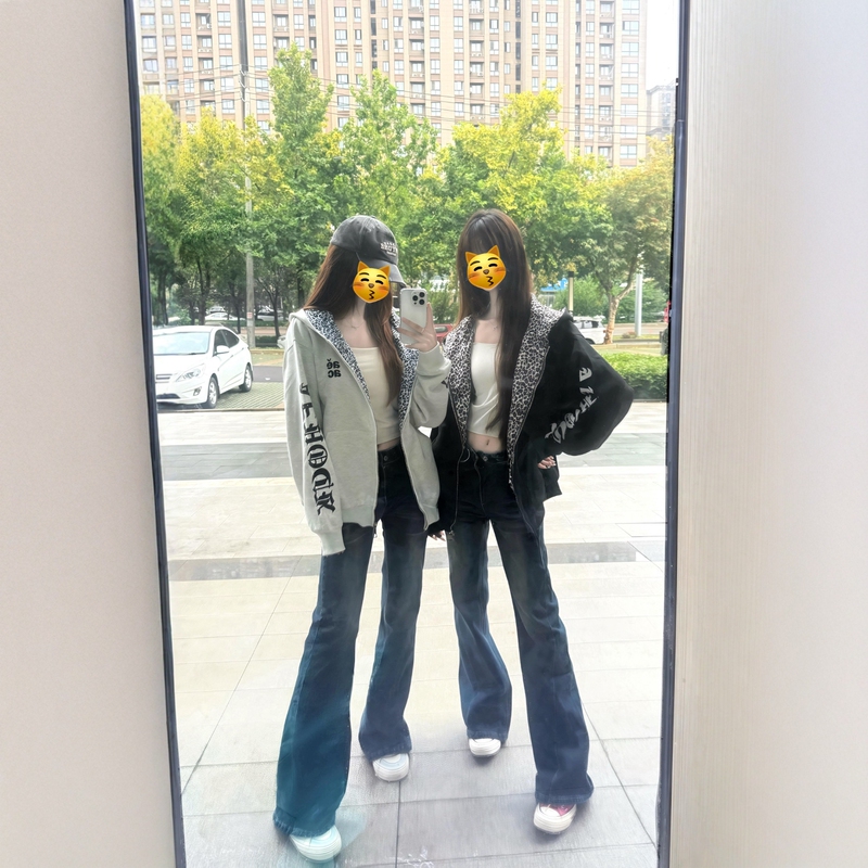 American High Street Style Sanskrit Print Leopard Print Hooded Cardigan Sweatshirt for Women, Autumn and Winter Design, Lazy Style Zipper Jacket
