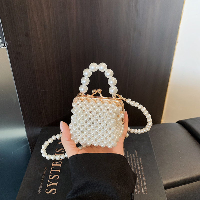 Pearl Princess Bag Girls Crossbody Bag New Fashion Handmade Children's Pearl Shoulder Woven Beaded Handbag Pearl Princess Bag Girls Crossbody Bag New Fashion Handmade Children's Pearl Shoulder Woven Beaded Handbag