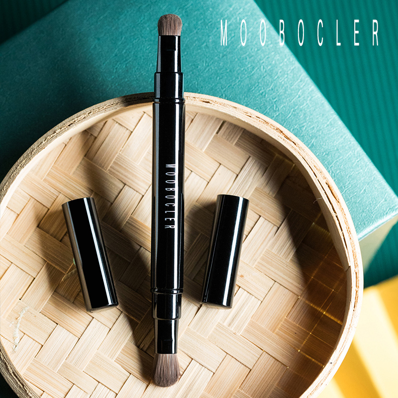 Horsehair double head eye shadow brush extension to carry cover animal hair soft hair large size containing makeup brush a mousse-Taobao