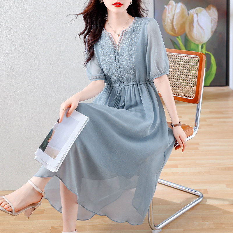 Rework embroidered mulberry silk dress for women's summer clothes 2023 new broads middle-aged moms receive a real silk dress-Taobao