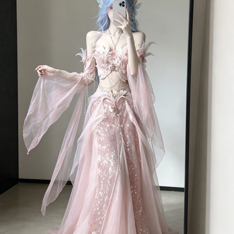 Exotic Series Mermaid Princess Gradient Chest-Length Mythological Embroidered Hanfu Set Dress with Super Fairy-Like Feather Sleeves and Sequin Embellishments Exotic Series Mermaid Princess Gradient Chest-Length Mythological Embroidered Hanfu Set Dress with Super Fairy-Like Feather Sleeves and Sequin Embellishments