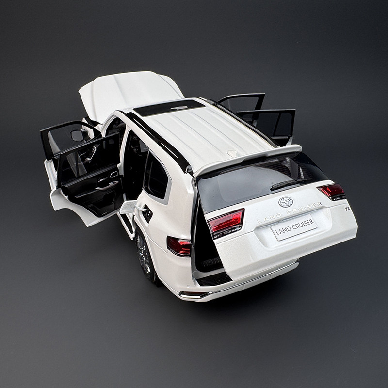 LCD 1:18 丰田陆巡Toyota Land Cruiser LC300 ZX 合金模型：豪车爱好者