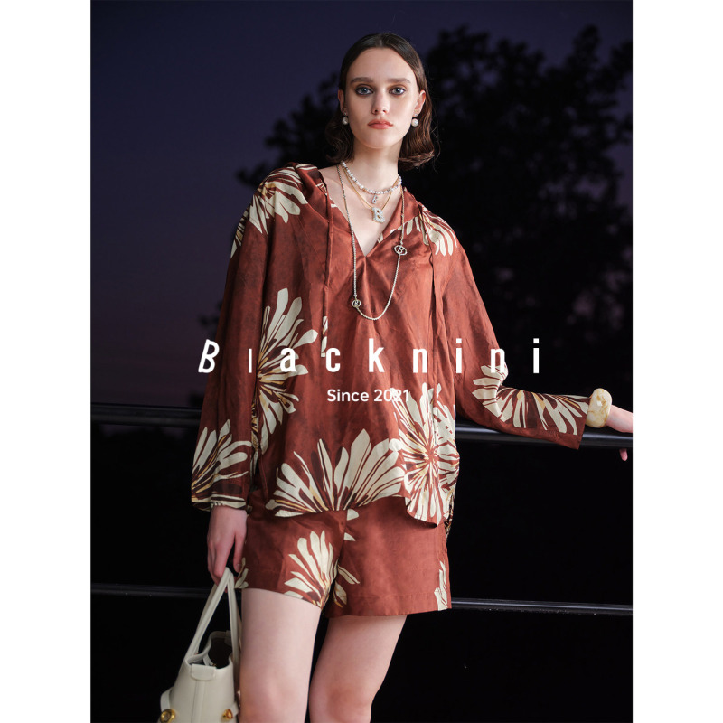 Blacknini's Holiday Set Digital Reactive Print Hooded Sweatshirt/Shorts/Casual Pants Blacknini's Holiday Set Digital Reactive Print Hooded Sweatshirt/Shorts/Casual Pants