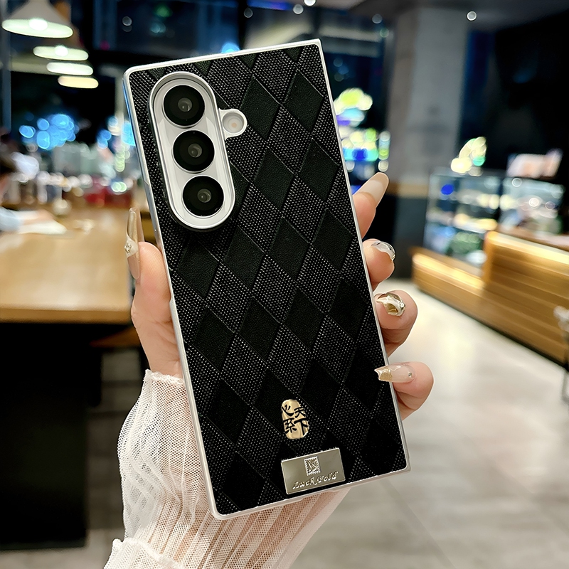 [Free Shipping by Sf Express] Suitable for Samsung Galaxy Z Fold7 Heart of the World Phone Case, New Diamond Pattern First-Layer Cowhide Full-Cover Anti-Drop High-End Business Simple Shell W26 Protective Case