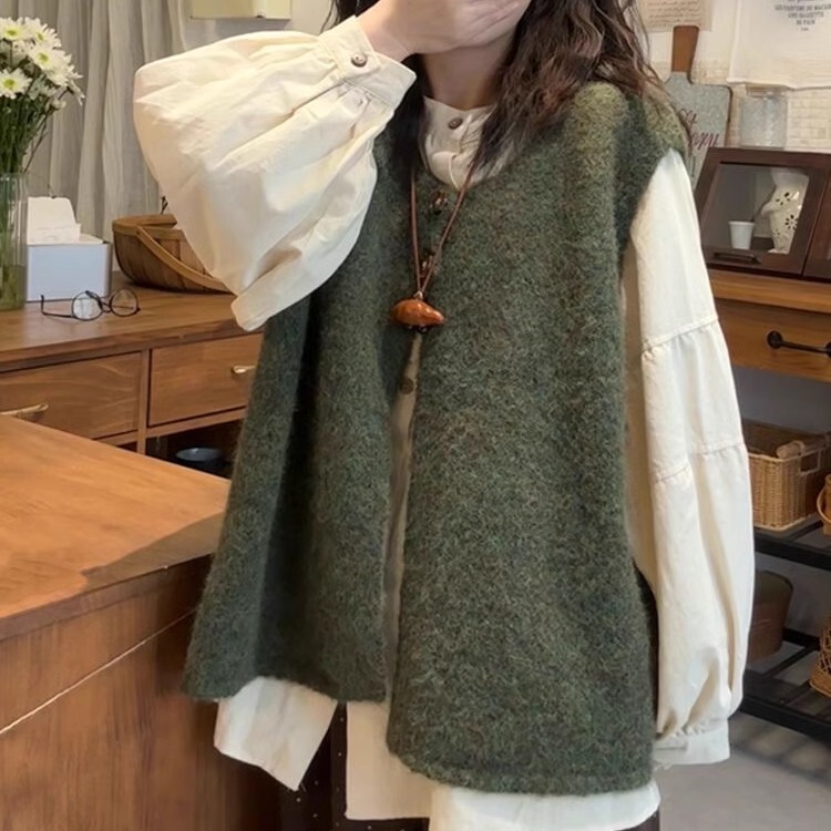2025 Spring New Niche Knitted Soft Round Neck Versatile Sleeveless Vest and Shirt Two-Piece Set Trendy