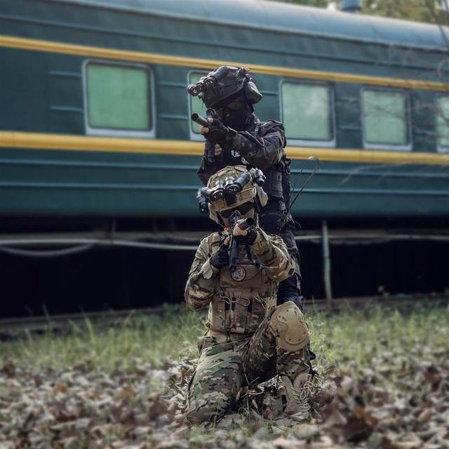 Delta Force Weilong Suit Full Set of Equipment Special Forces Combat Uniform Same Style Cosplay Children's Clothing Outfit