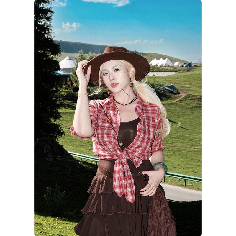 Nuomizi [Hong Kong Island Style] Vintage Plaid Red Shirt for Women, Cotton Long Sleeve Short Tie-Up Blouse
