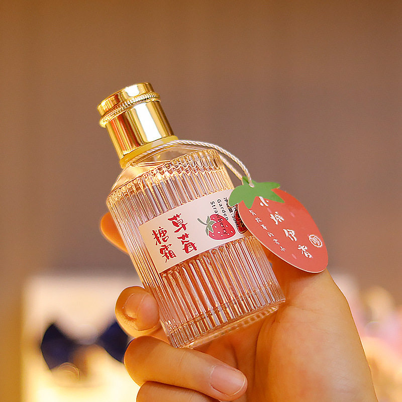 樱花绽放的诗意：解读Amouage爱慕Blossom Love女士香水EDP100ML_香水_