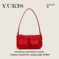 Красный, высококачественный