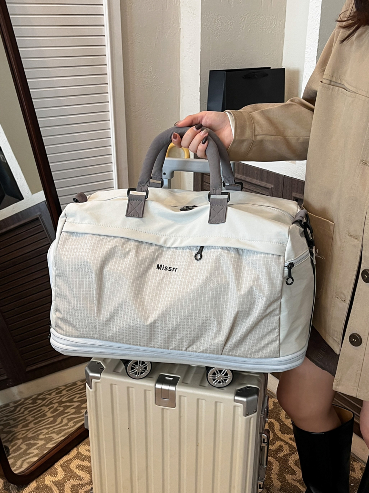 Travel Bag with Large Capacity, Universal Wheels, Carry-On Bag, Luggage Bag, Expandable Set, Trolley Case, Shoulder Bag, Crossbody Bag, Handbag