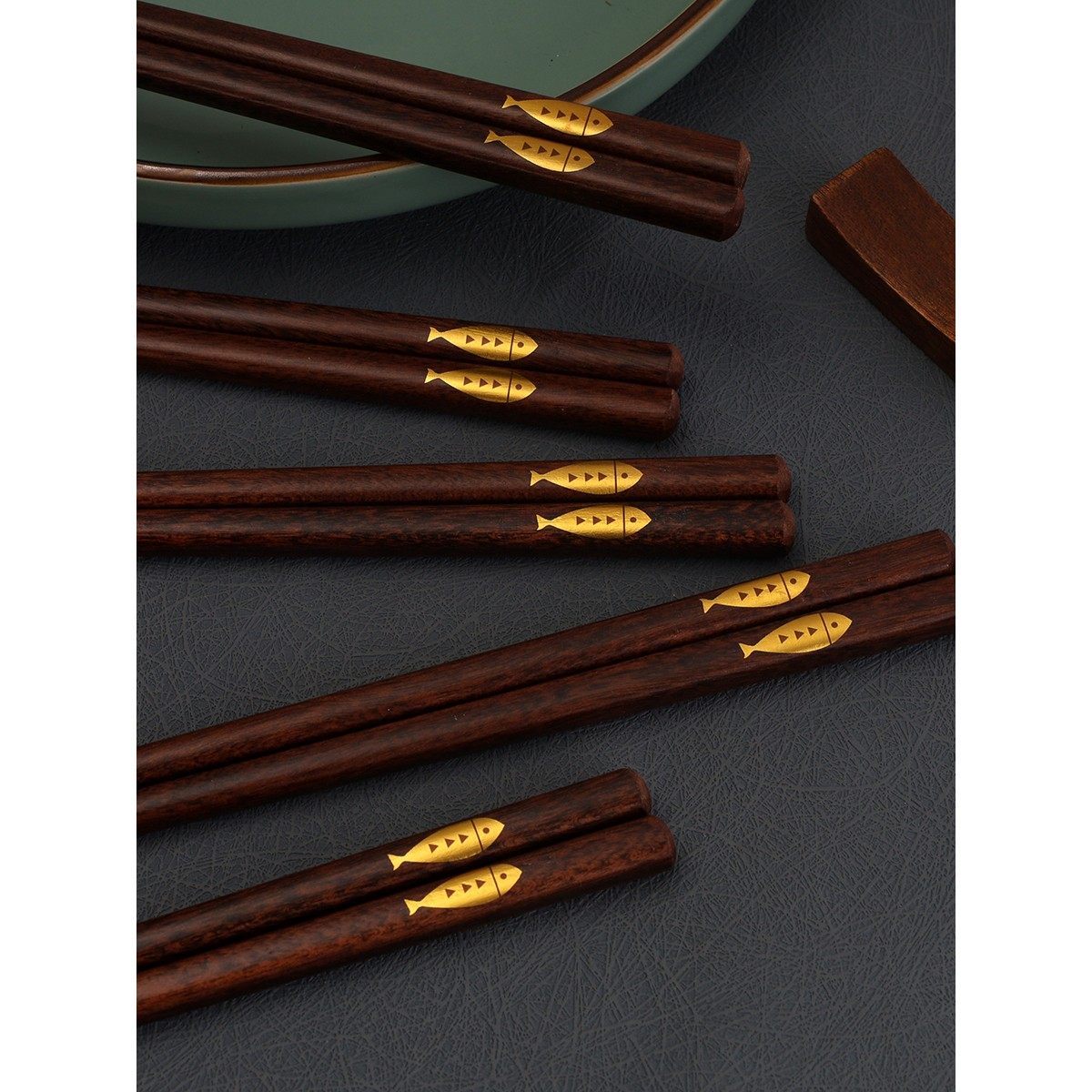 Household Chinese-Style Red Sandalwood Chopsticks, Natural Wooden Square Chopsticks for Adults, Non-Slip and Festive