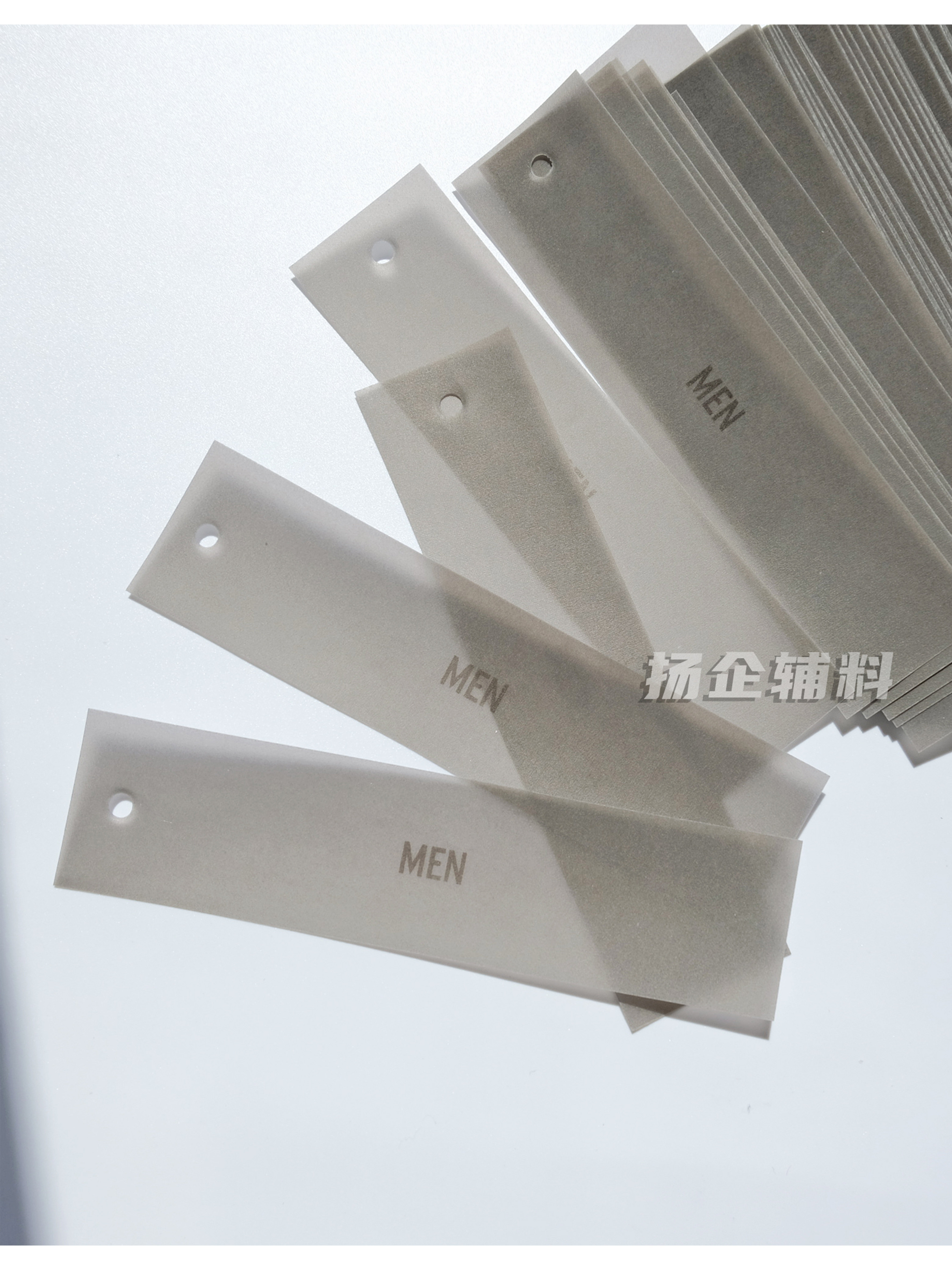 ESSENTIALS新款吊牌主卡纸副卡透明副卡测评｜提升服装档次的秘密细节-吊粒-淘宝好物网