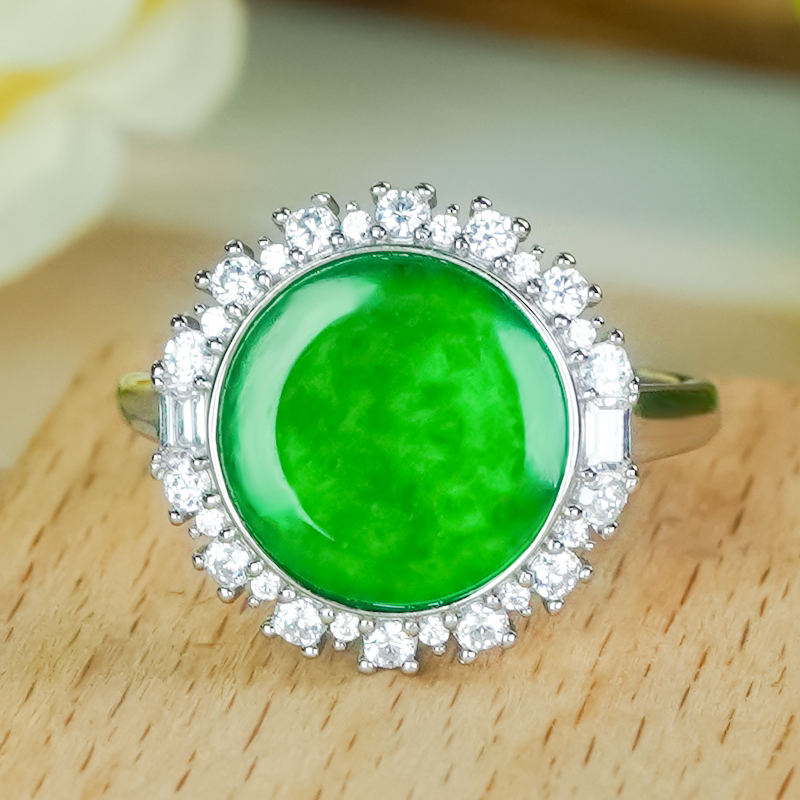Silver inlaid natural jade A-grade exquisite green dragon stone grand jade medal ring