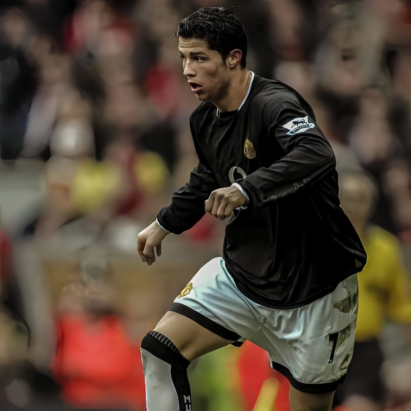 Cristiano Ronaldo's Black Away Jersey from the 0305 Season in the Premier League, Number 7 Ronaldo Set, Blockcore Football Uniform