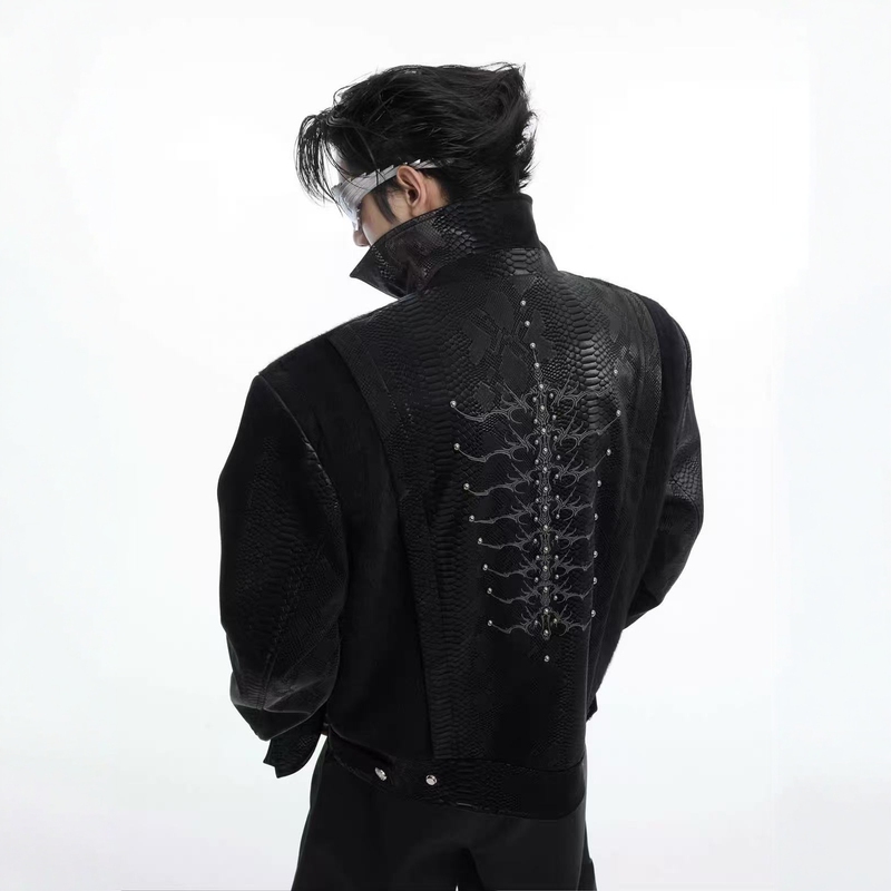 Unique Shoulder-Padded Short Jacket with Snake Spine and Crocodile Pattern Patchwork, Pu Leather Jacket for Men and Women, Cool Biker Style Outerwear Unique Shoulder-Padded Short Jacket with Snake Spine and Crocodile Pattern Patchwork, Pu Leather Jacket for Men and Women, Cool Biker Style Outerwear