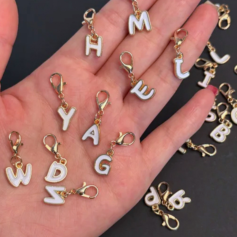 White Oil-Drip 26 English Uppercase Letter Keychains, Letter-Shaped Bag Keychains, Pendants, and Ornaments White Oil-Drip 26 English Uppercase Letter Keychains, Letter-Shaped Bag Keychains, Pendants, and Ornaments