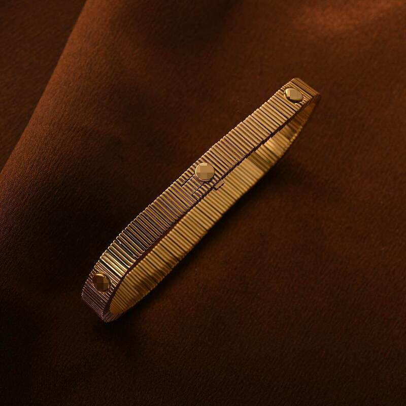 European and American Cross-Border New Style Love Endless Striped Titanium Steel Watch Strap Bracelet for Men and Women, High-End Couple Bracelet