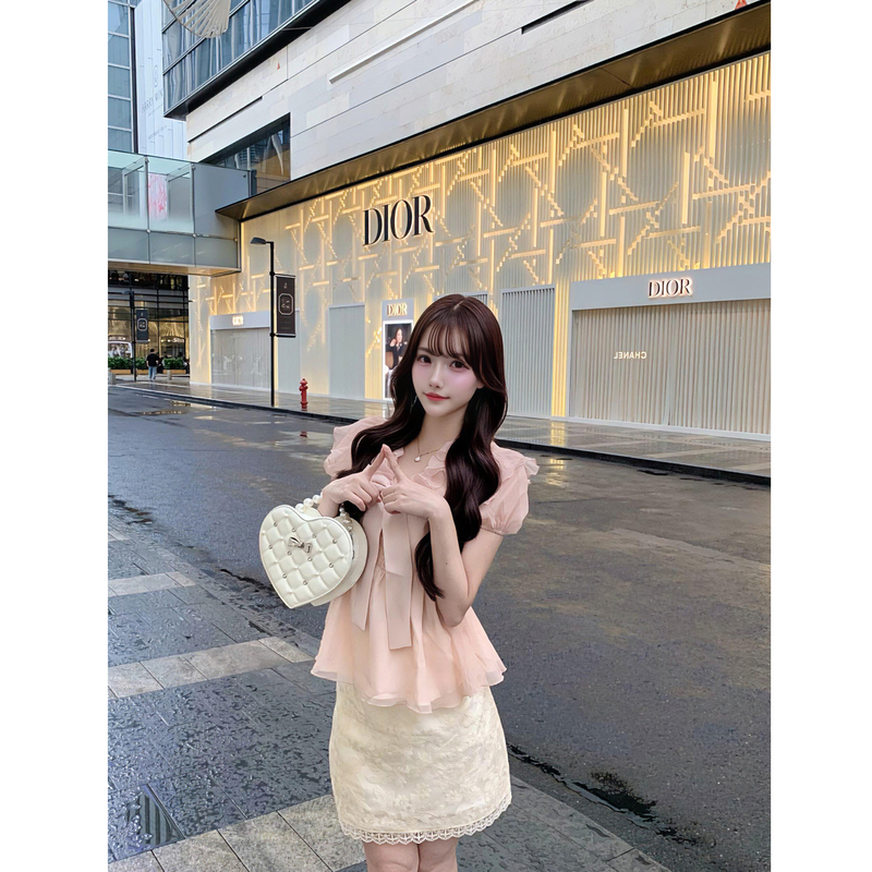 Bow-Tie Lace-Trimmed Pink Shirt for Women, Summer Girly Style, Elegant Lace Bodycon Skirt Two-Piece Set for Petite Women Bow-Tie Lace-Trimmed Pink Shirt for Women, Summer Girly Style, Elegant Lace Bodycon Skirt Two-Piece Set for Petite Women