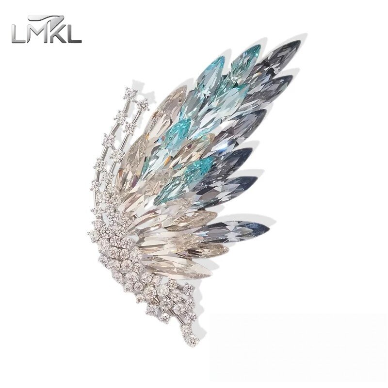 New heavy-duty micro-inlaid zirconium high-end fashion crystal butterfly brooch, luxurious and elegant women's suit jacket corsage accessory