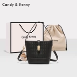 Официальный веб -сайт Candy & Kenny's High -End Texture Buckus Bucket Bag СЕМЕР 2024 Новая модная универсальная сумочка