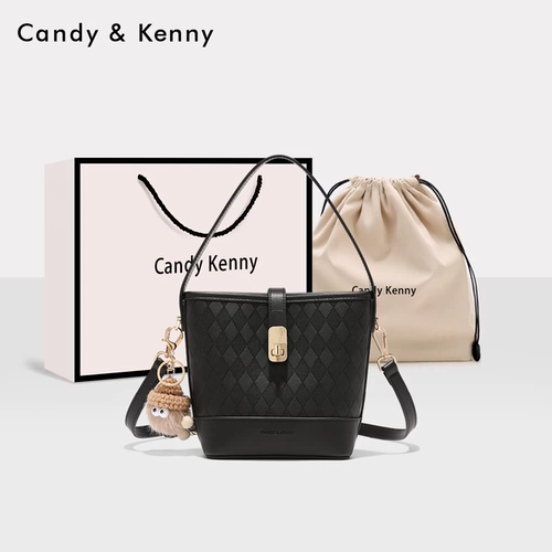 Официальный веб -сайт Candy & Kenny's High -End Texture Buckus Bucket Bag СЕМЕР 2024 Новая модная универсальная сумочка
