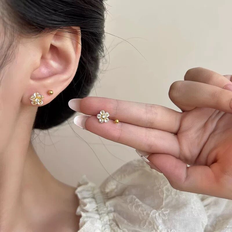 Серьги 轻奢耳饰 轻奢耳饰法式轻奢耳钉甜美温柔设计感气质百搭花朵耳钉