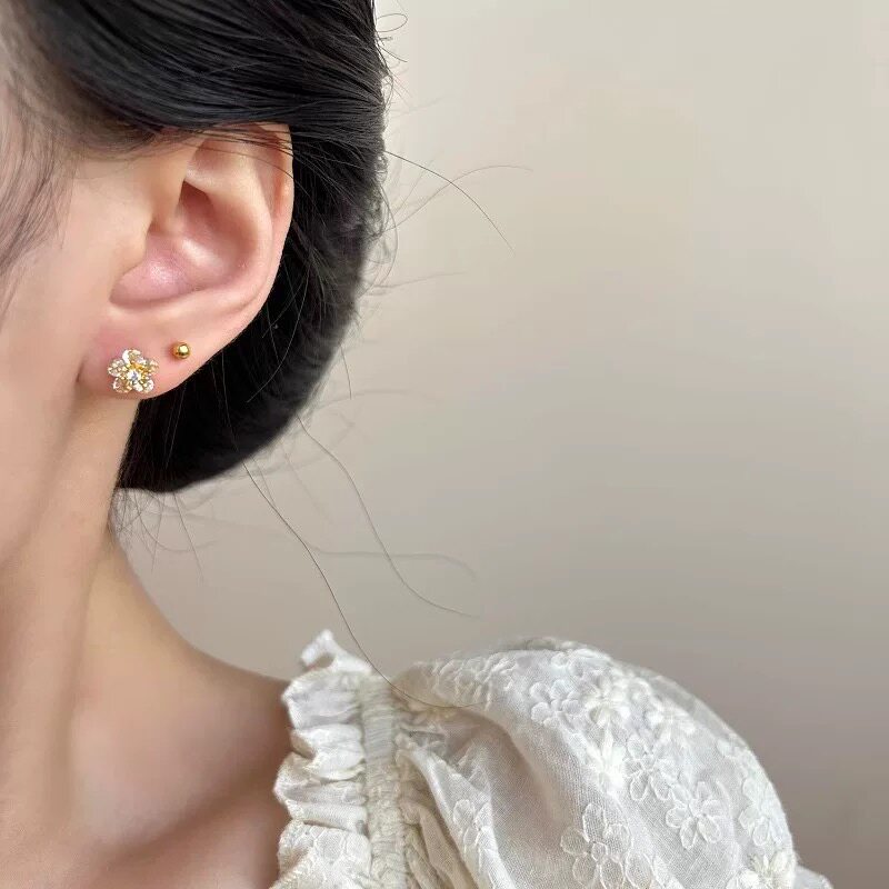 Серьги 轻奢耳饰 轻奢耳饰法式轻奢耳钉甜美温柔设计感气质百搭花朵耳钉